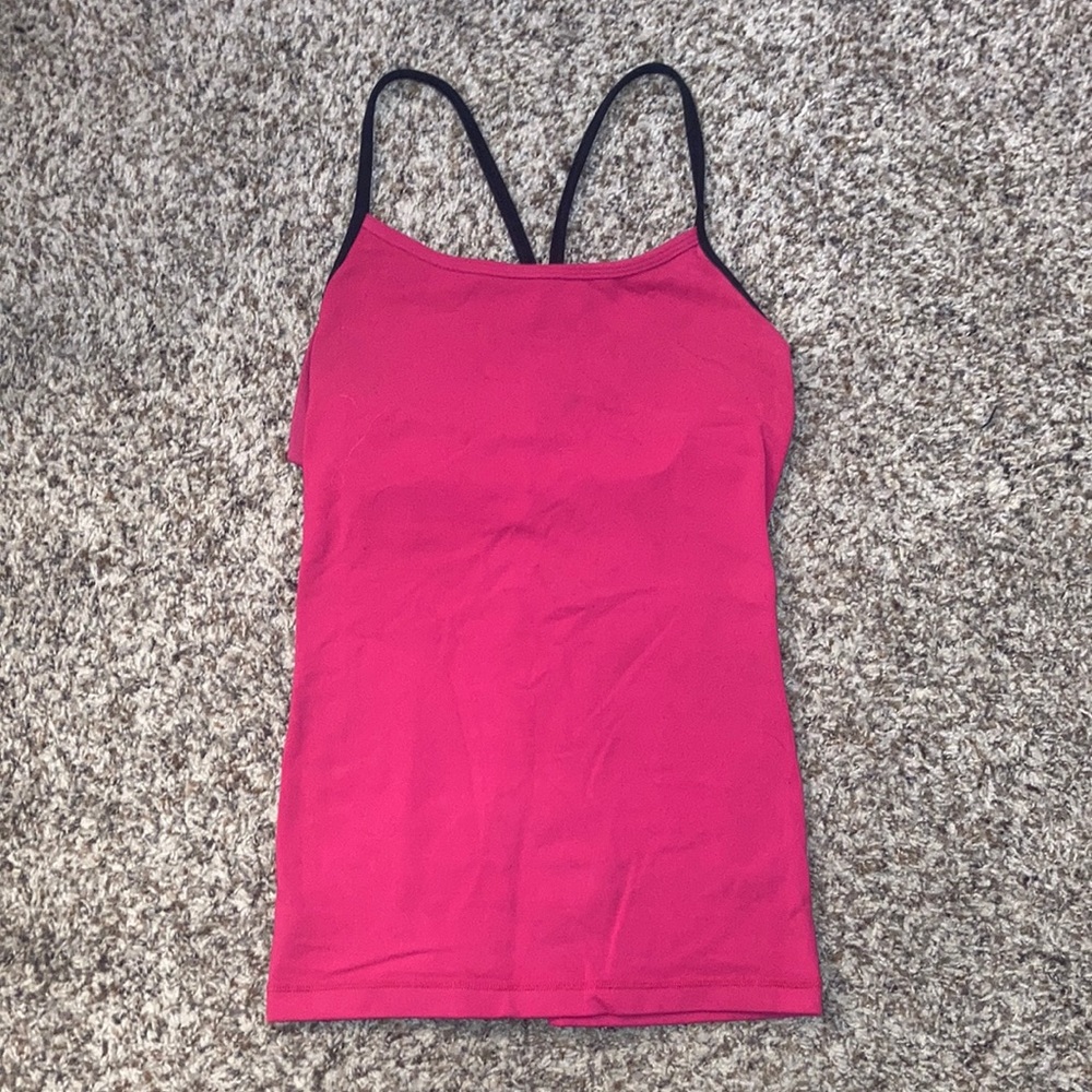 Lululemon tank top with built-in bra, new condition